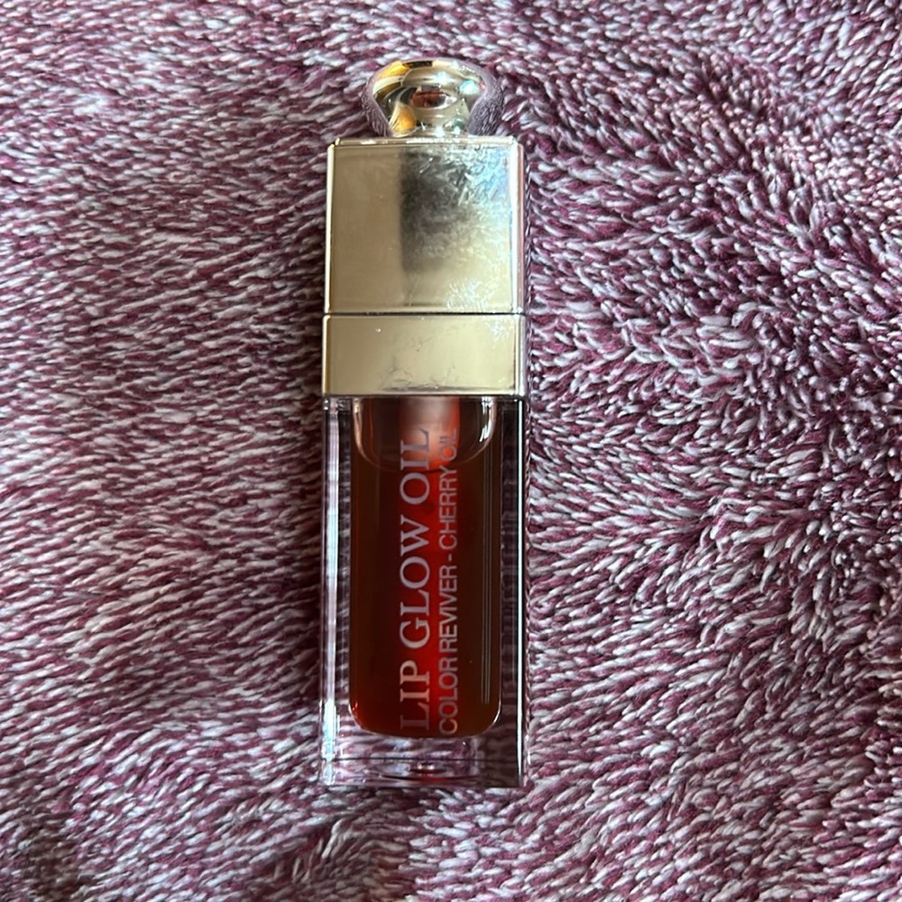 NWOT Dior Lip Addict Glow Oil - Cherry